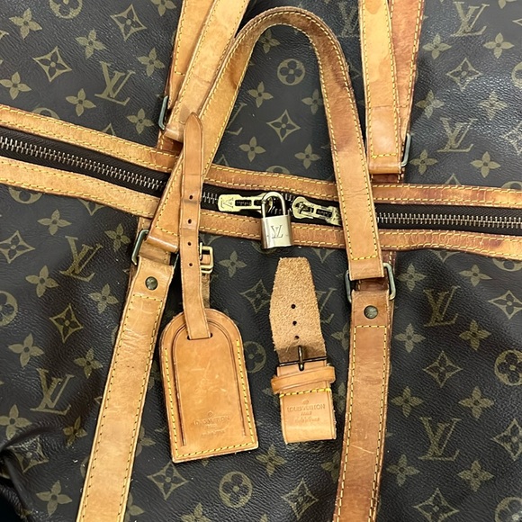 Louis Vuitton Vintage Boston Bag - Picture 12 of 16